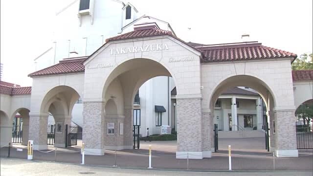 宝塚歌劇団　劇団員の急死で中止していた公演　きょう再開　新理事長は再調査について明言せず