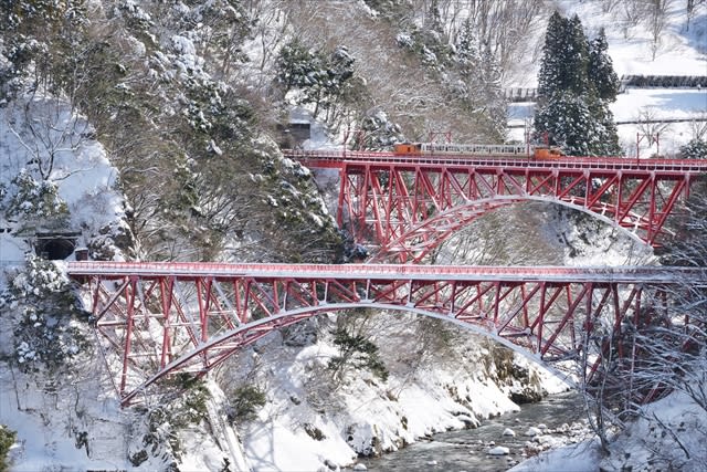 Now accepting reservations for the popular snow-covered winter tour “Winter Kurobe Gorge Premium Tour”!