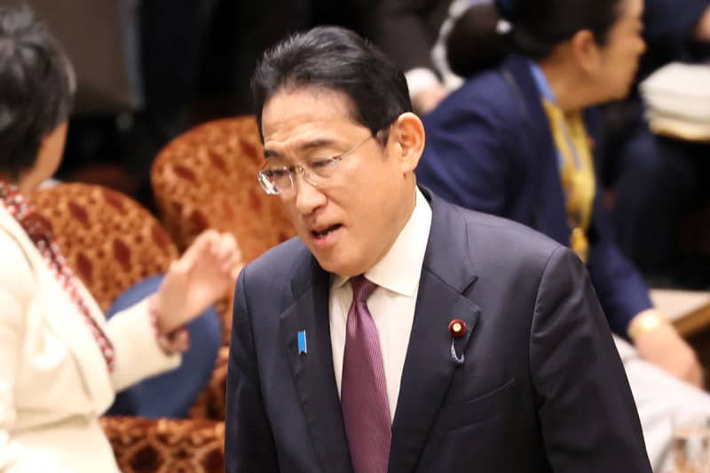 Prime Minister Kishida tells a big lie about the 3.5 trillion yen countermeasures against the declining birthrate, ``no real burden''... ``if medical costs go down'', ``if wages go up'', ``forecasts''...