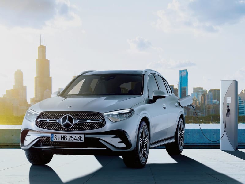 EV driving has achieved speed and distance of over 100km.Plug-in hybrid for Mercedes-Benz GLC...