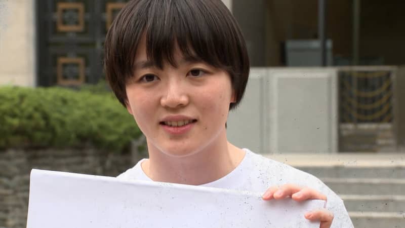 ``My life has changed (lol)'' The female university student who heckled Prime Minister Abe is now active in the labor movement, and it's been 4 years since she went on strike...