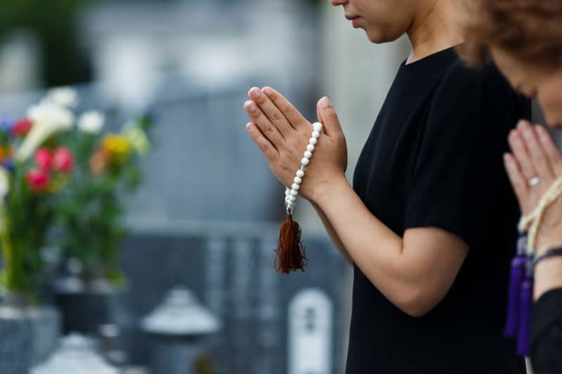 If a person receiving survivor's pension or disability pension dies, will the surviving family receive nothing?