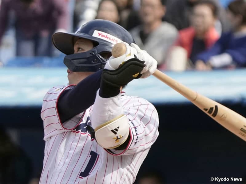 Can Yakult's Tetsuto Yamada make a comeback?His batting average is .231 this season, and his average for the last four years is also .4.