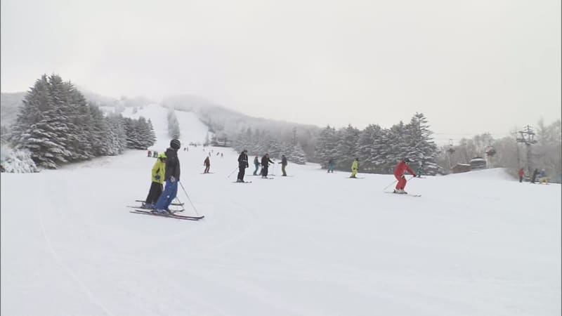 志賀高原で合同のスキー場開き　現在５つのスキー場がオープン　２３日のグランドオ…