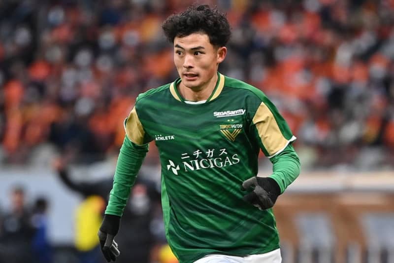 Verdy DF returns to J1, hand → To fellow captain offering penalty kick: ``The god of soccer is truly cruel...''