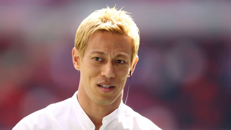 "In Japan, incompetent old men continue to hold power." Keisuke Honda worries about Japan's future.