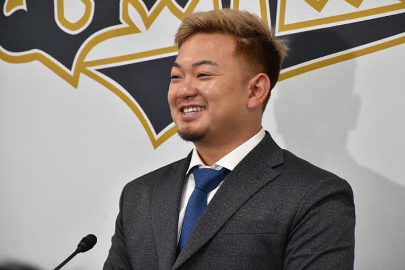 Even though he didn't play in the first team, ``I thought it was amazing'' 1-year-old surprised new world... Tomoya Mori's exciting year