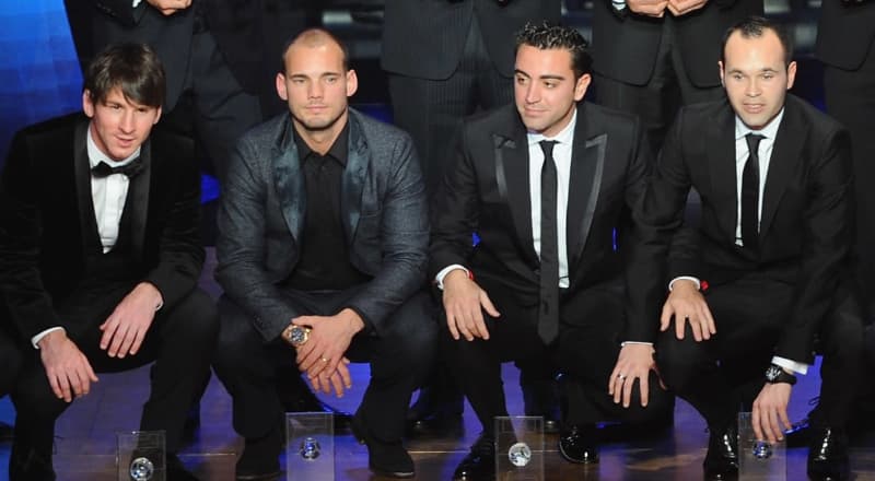 ``It's unfair that Messi won the 2010 Ballon d'Or instead of me,'' Sneijder says.