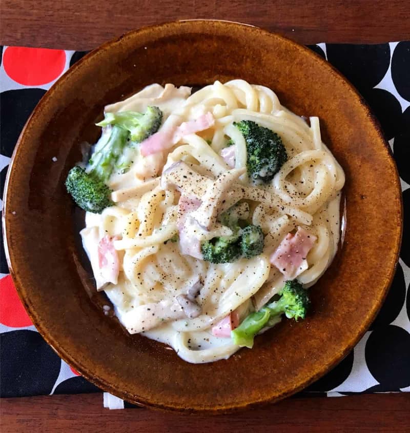 Completed in 10 minutes!``Rich creamy udon'' that can be made quickly in the microwave