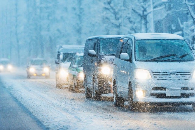 For those who are afraid of snowy roads... "5 practical points" to make winter driving safe