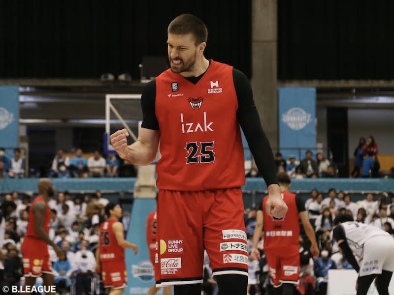 Toyama ends their losing streak with 15 points and wins their first win of the season...Nagoya D and Sanen continue their winning streak/B12 match results held on December 3rd