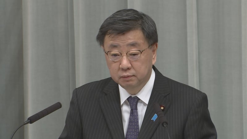 Chief Cabinet Secretary Matsuno repeats, ``I will refrain from answering from the government's standpoint'' regarding the issue of non-listing of Abe's former secretary general's party ticket