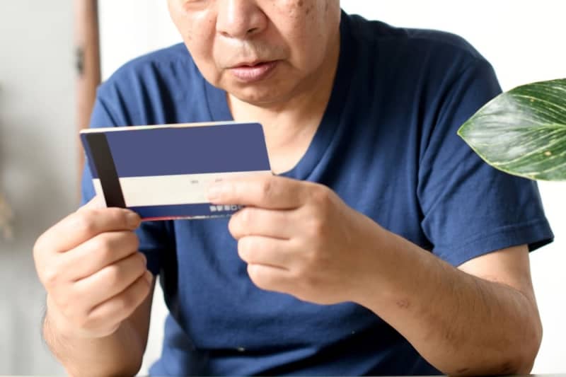 Are the elderly and unemployed more likely to fail rental property screening?How much money can I save to pass the examination?