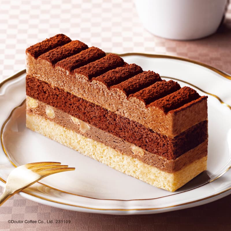 "Chocolate Mousse Cake" layered with Doutor coffee, chocolate mousse and sponge