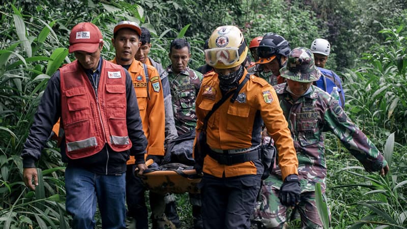 2 more bodies found in Mount Marapi eruption, 13 dead, 10 still missing