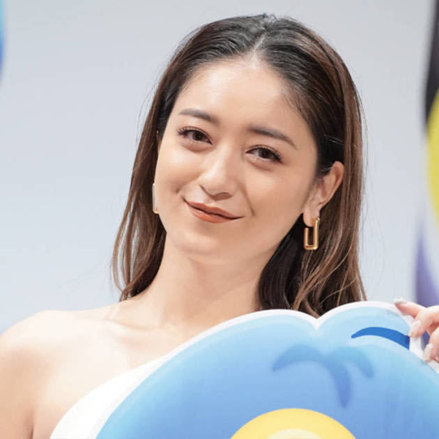 みちょぱ、雰囲気ガラリの“ちょい甘”コーデSHOTに反響「めちゃくちゃ可愛い」「美しすぎる」