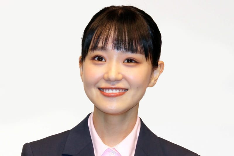 奈緒、61歳母「king Gnu」を噛んでしまい…　まさかの言い間違いに「かわいい」