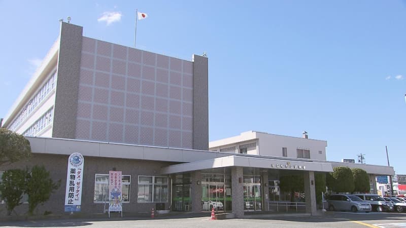 10-year-old office worker arrested for allegedly approaching a teenage woman from behind on a bicycle and groping her on the street Fukushima