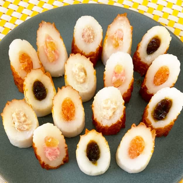 [How to stuff ingredients you thought would be impossible into the holes of a chikuwa] Even pastes and granular ingredients! ?The possibility of chikuwa is...