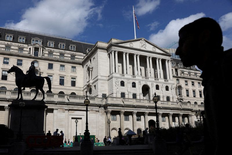 UK regulator asks major banks to report on private credit