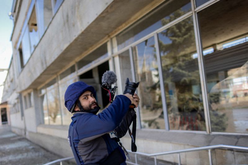 Israeli military: ``The site is a war zone''; Reuters reporter reporting on Lebanon dies