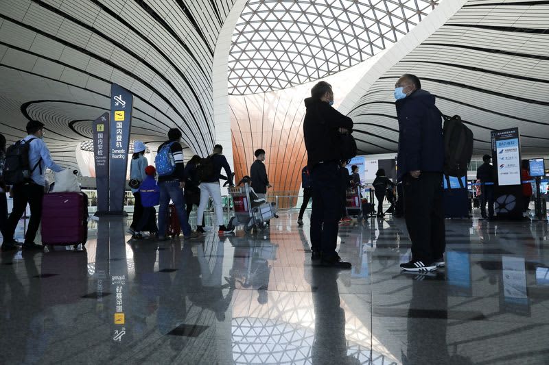 Lowering visa acquisition costs for China, Japan, etc. Targeting inbound tourists