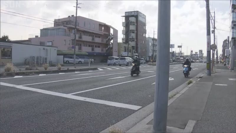 川西市の交差点で乗用車と衝突　バイク運転の17歳男性が死亡