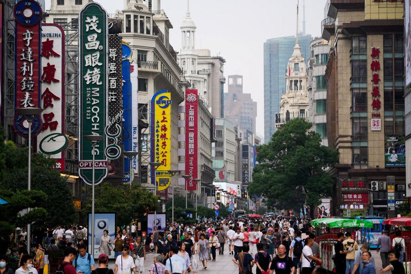China's November CPI drops the most in three years; PPI decline widens