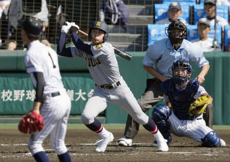 仙台育英 仙台育英、8強一番乗り 春夏通算50勝目 選抜高校野球 | 毎日新聞