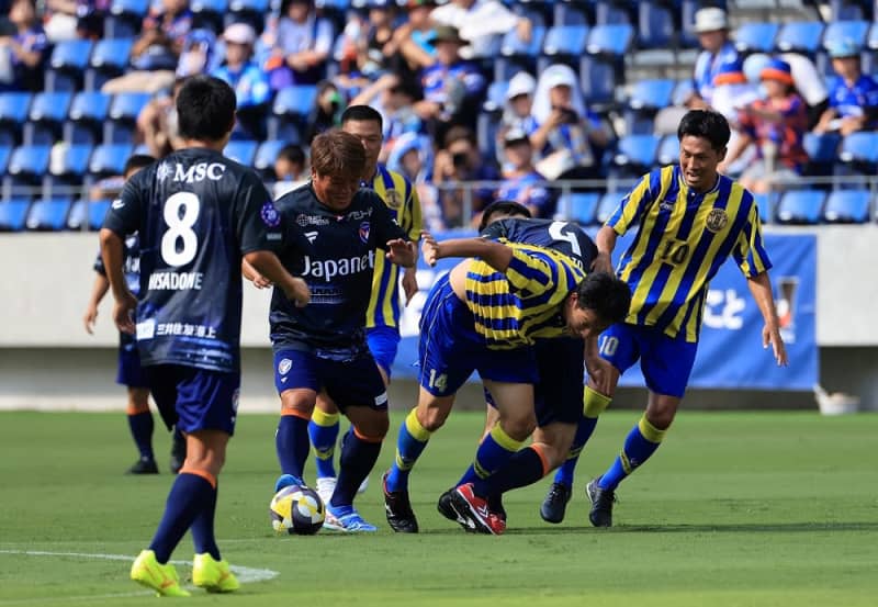 国見が逆転勝ち！ 兵藤が2ゴール、V長崎20周年記念レジェンドマッチ