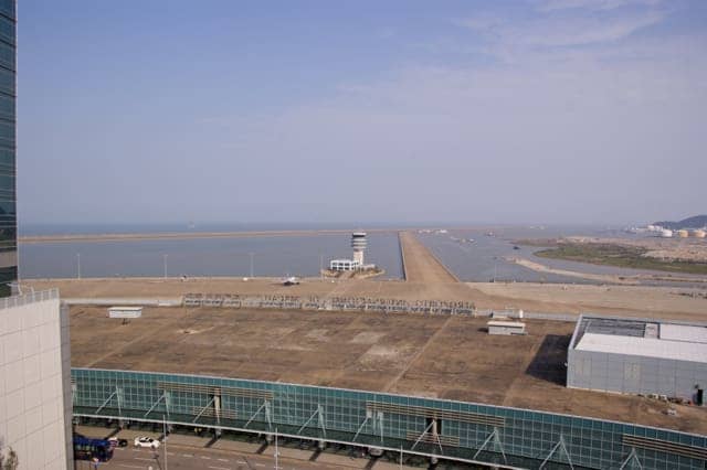 マカオ国際空港、2023年上半期の旅客数がコロナ前の4割強まで回復
