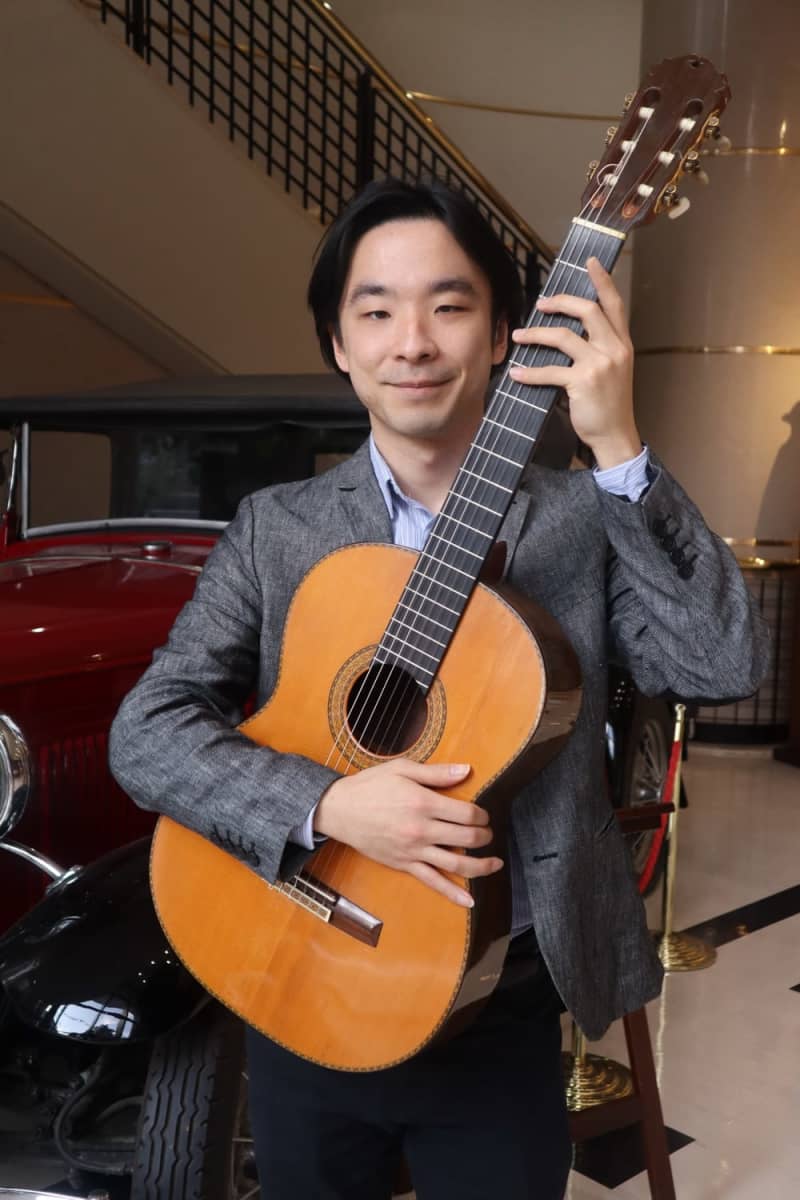 長崎育ちの国際的ギタリスト 山下光鶴 長崎新聞 2019 02 20 00 00 公開