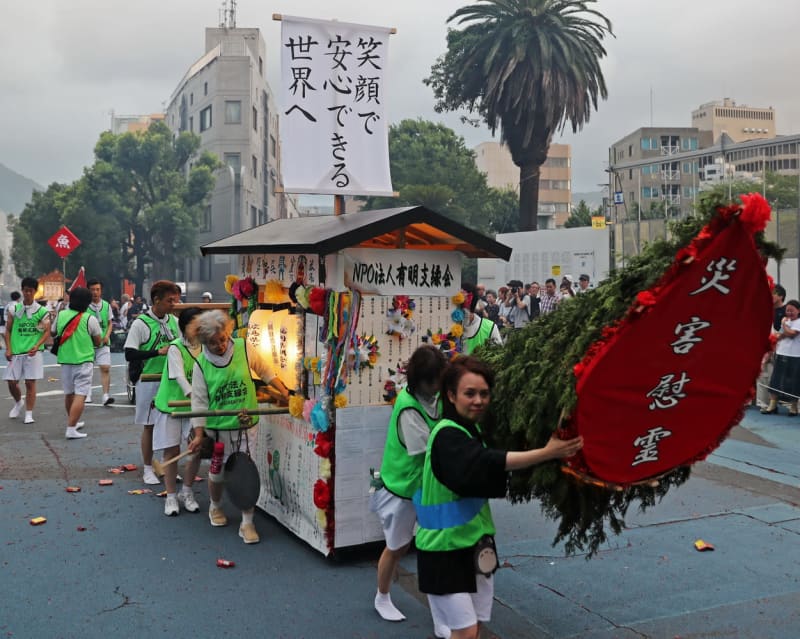 被災地の「声」乗せて 鎮魂や祈り 精霊流し - 長崎新聞 2019/08/16 [00