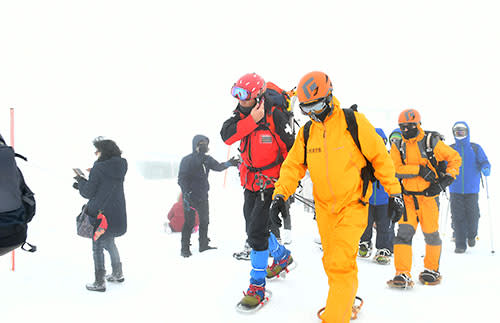 県内雪山で相次ぐ外国人遭難　訪日客増え、事故増の懸念
