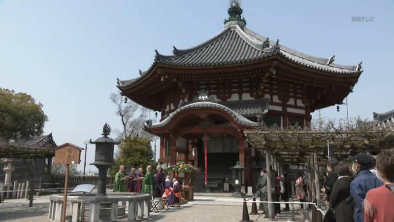 興福寺 釈迦の誕生祝う 仏生会