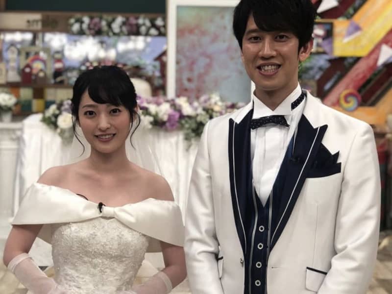 Shun P Smiling With Ripopo And Wedding Costumes Public Proposal With Hey Hey Ripopo Was A Great Success Portalfield News