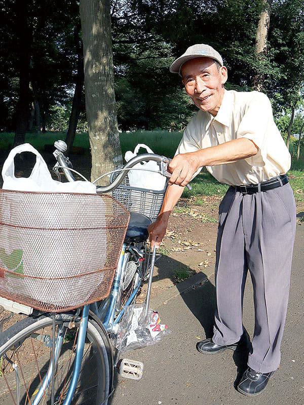 11年間 ボランティアでごみ拾い 朝焼け見て四季を感じて 上尾 水上公園の名物おじいさんの思いは Portalfield News