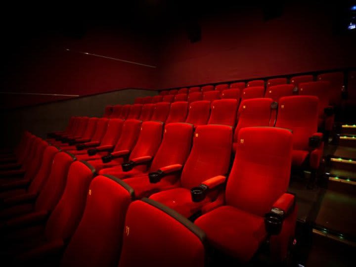 日本の映画館のコメント弾幕機能 中国では冷静な声も Portalfield News
