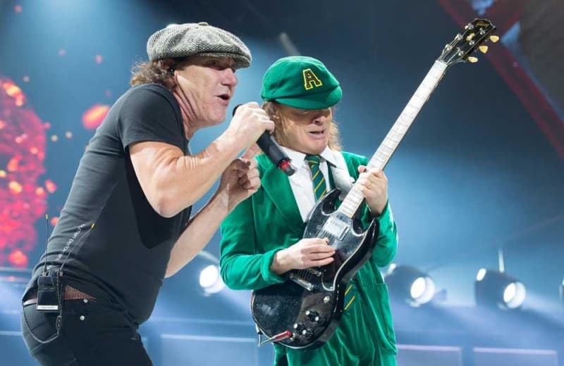 AC/DC have confirmed their comeback and the return of Brian Johnson, Rudd and Cliff Williams ｜ BANG Showbiz English