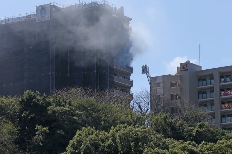 長崎市戸町でマンション火災 住人の女性は軽症 長崎新聞 10 25 11 21 公開