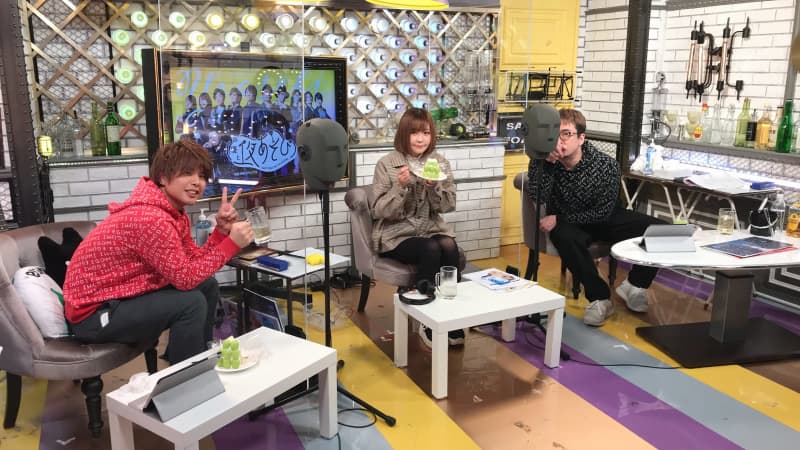 ゲスト高橋未奈美が安元洋貴 仲村宗悟と 夜あそび 高級スイーツに感極まって シェフを呼んで Portalfield News