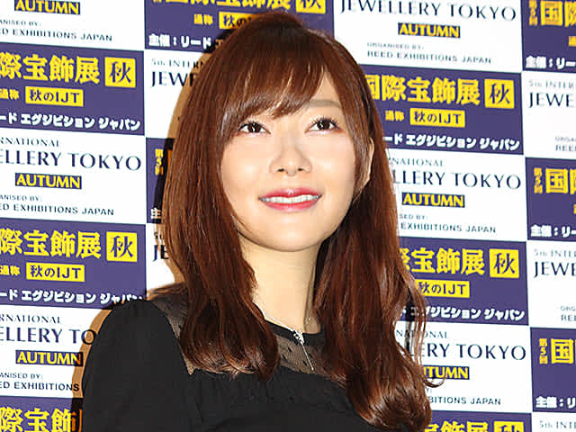 指原莉乃が 政治家 に転身 今井絵理子でも務まるなら Portalfield News