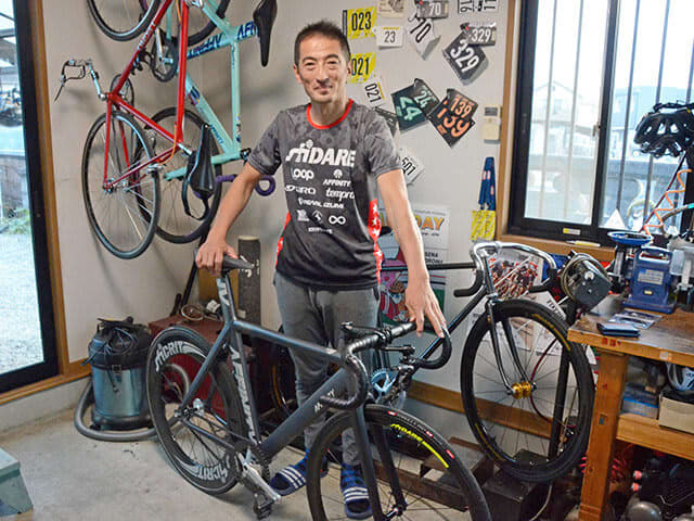 🚴|特殊な自転車のレース「レッドフッククリット」岐阜開催へ情熱