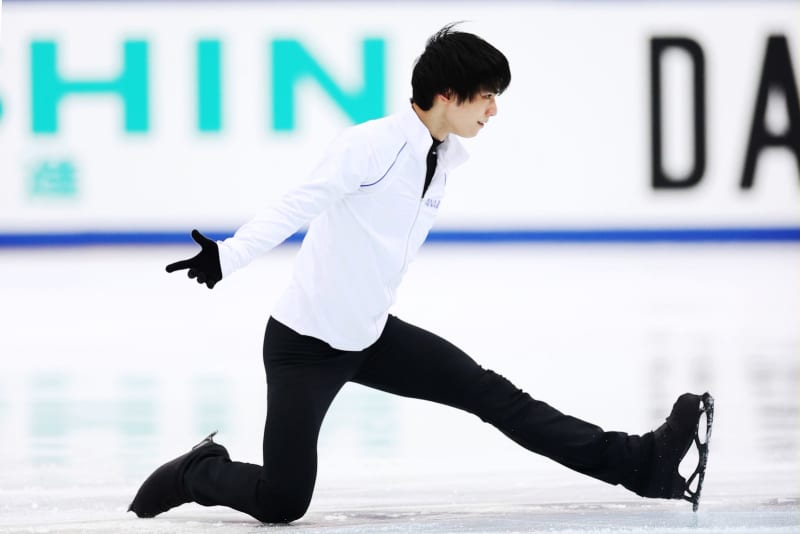 羽生が4回転ジャンプなど確認 全日本フィギュアの公式練習 共同通信