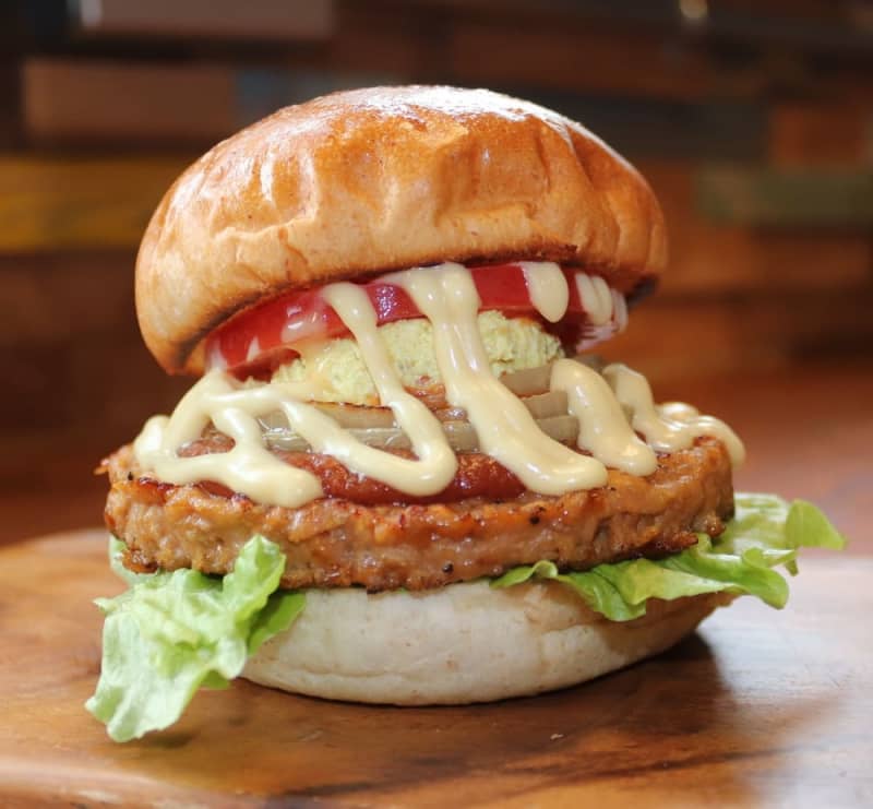 ビーガン向けの佐世保バーガー 初の販売 植物肉 使用 Y S Burger 長崎新聞 21 02 17 23 31 公開