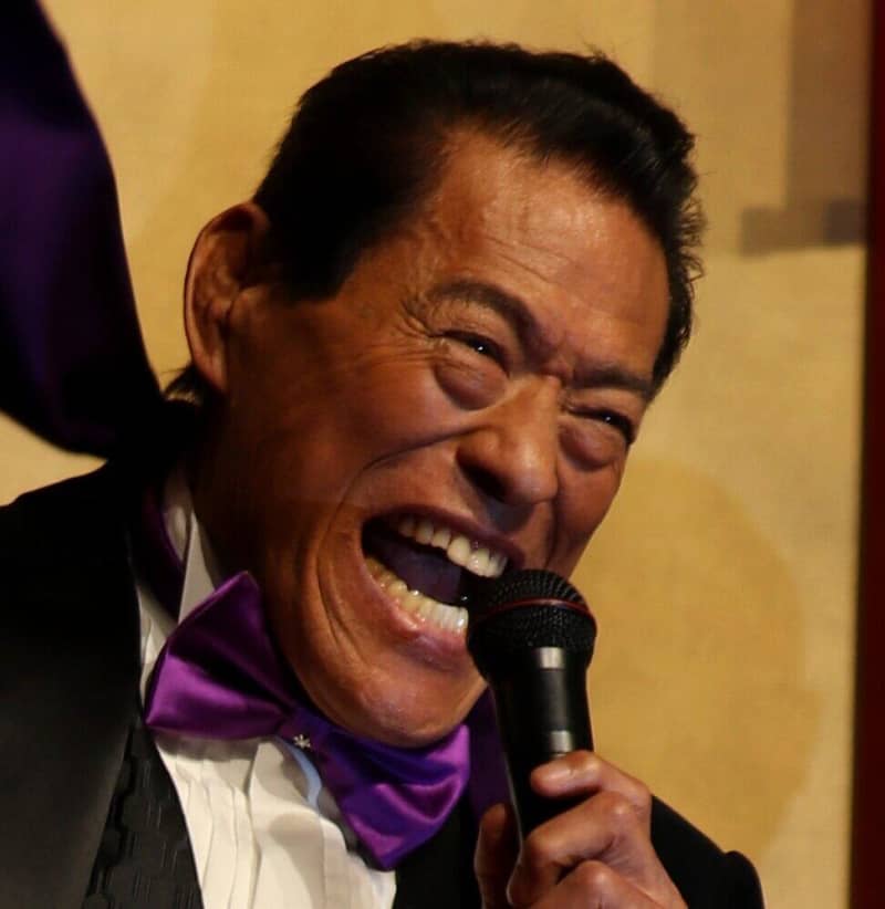 アントニオ猪木氏 リハビリ姿 公開に激励続々 腰治療で入院 ファン 闘魂は負けない Portalfield News
