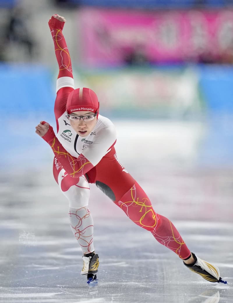 小平奈緒v 村上右磨は国内最高 スピードスケート長根ファイナル 共同通信