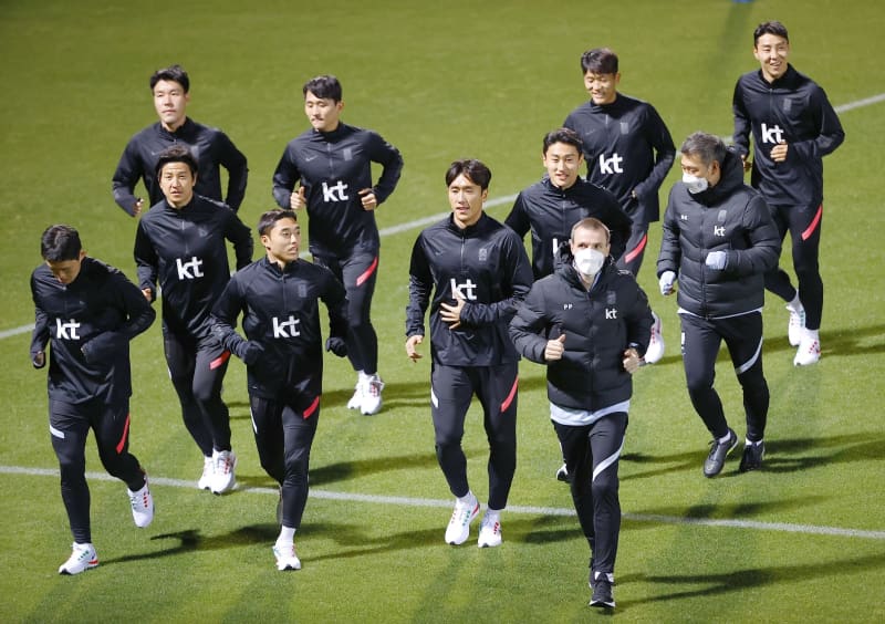 サッカー韓国代表が初練習 特別な防疫措置で入国許可 共同通信