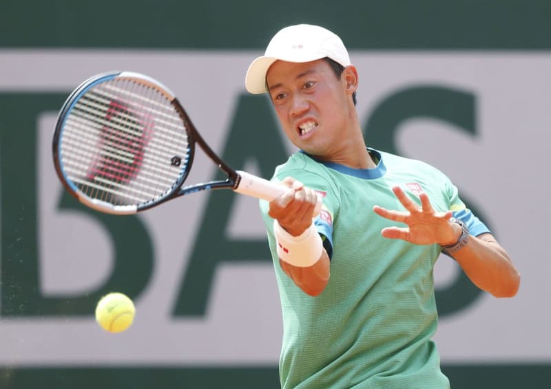 錦織圭 2年ぶり3回戦進出 全仏テニス フルセットで逆転 共同通信