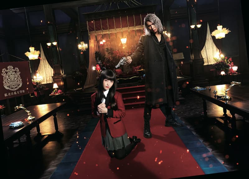 藤井流星 長い銀髪をなびかせ妖艶に暴れる 賭ケグルイ 視鬼神真玄版op Portalfield News